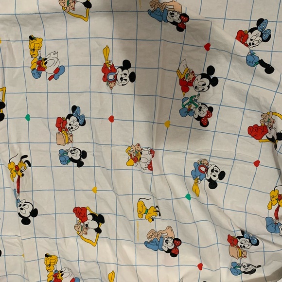 Vintage Disney Mickey, Minnie, Pluto, Daisy, Donald, and More Crib Sheets READ - Picture 3 of 7